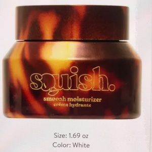 Squish Smooth Moisturizer 1.69 NEW
